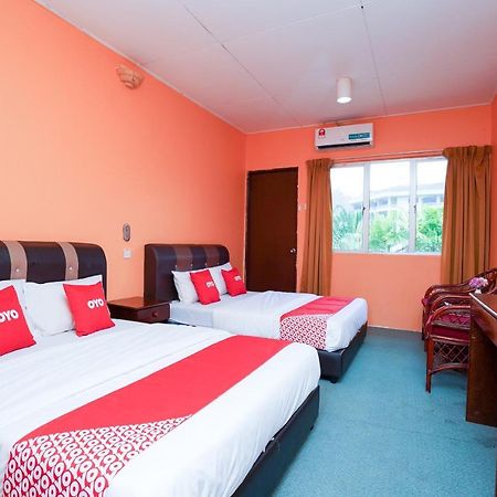 Oyo 44020 Kejora Garden Resort Kampong Pasir Bogak Ngoại thất bức ảnh