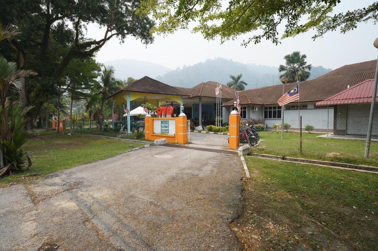 Oyo 44020 Kejora Garden Resort Kampong Pasir Bogak Ngoại thất bức ảnh