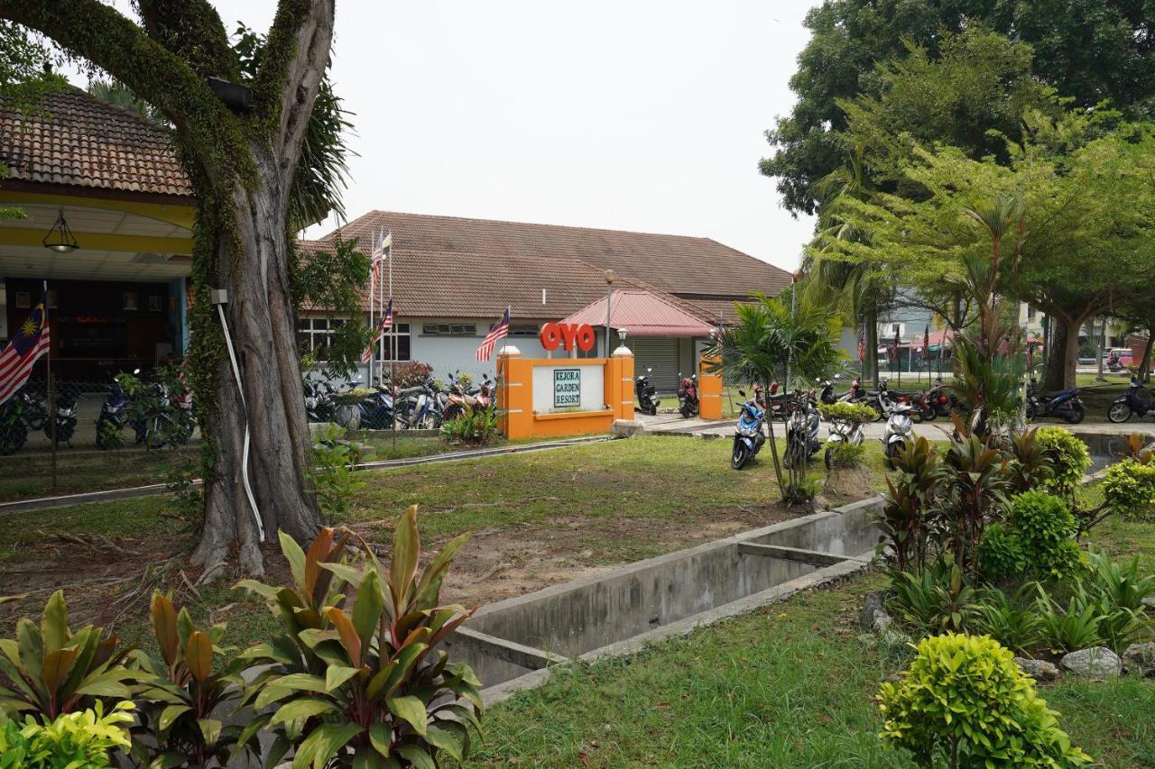 Oyo 44020 Kejora Garden Resort Kampong Pasir Bogak Ngoại thất bức ảnh