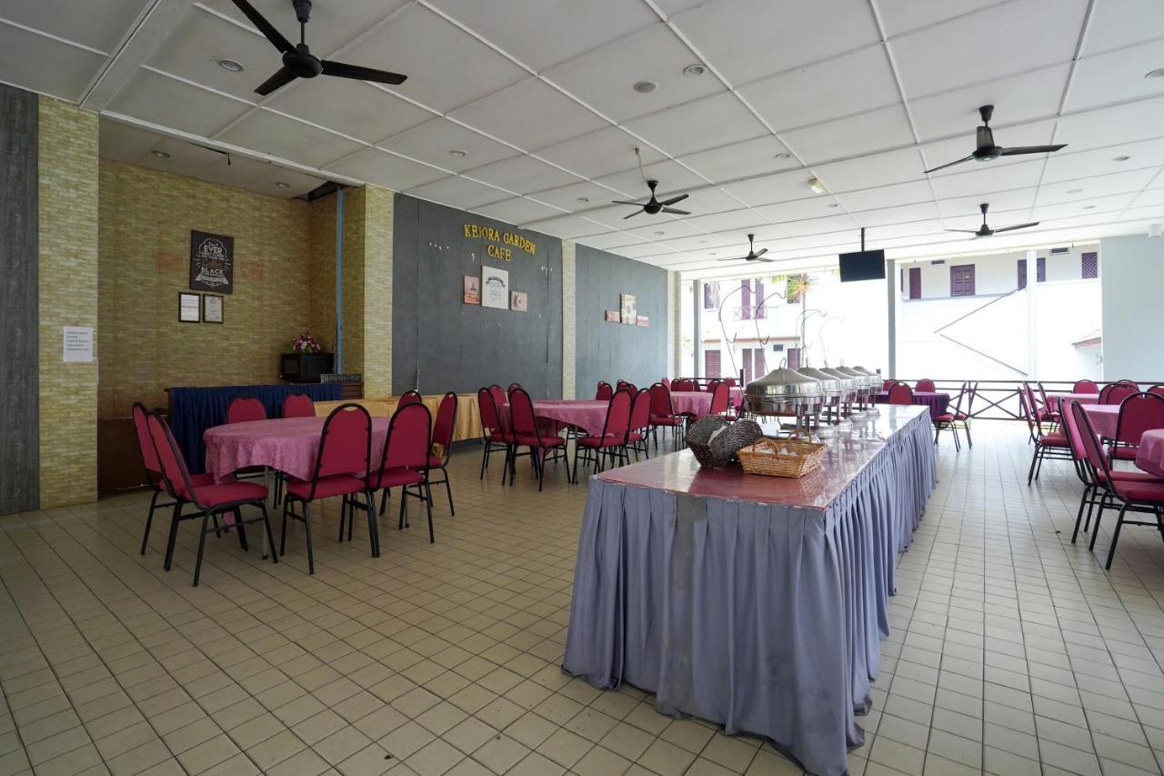 Oyo 44020 Kejora Garden Resort Kampong Pasir Bogak Ngoại thất bức ảnh