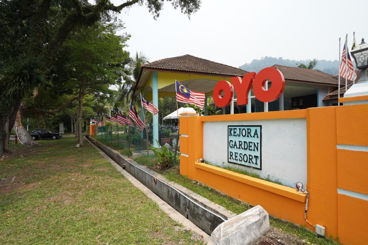 Oyo 44020 Kejora Garden Resort Kampong Pasir Bogak Ngoại thất bức ảnh